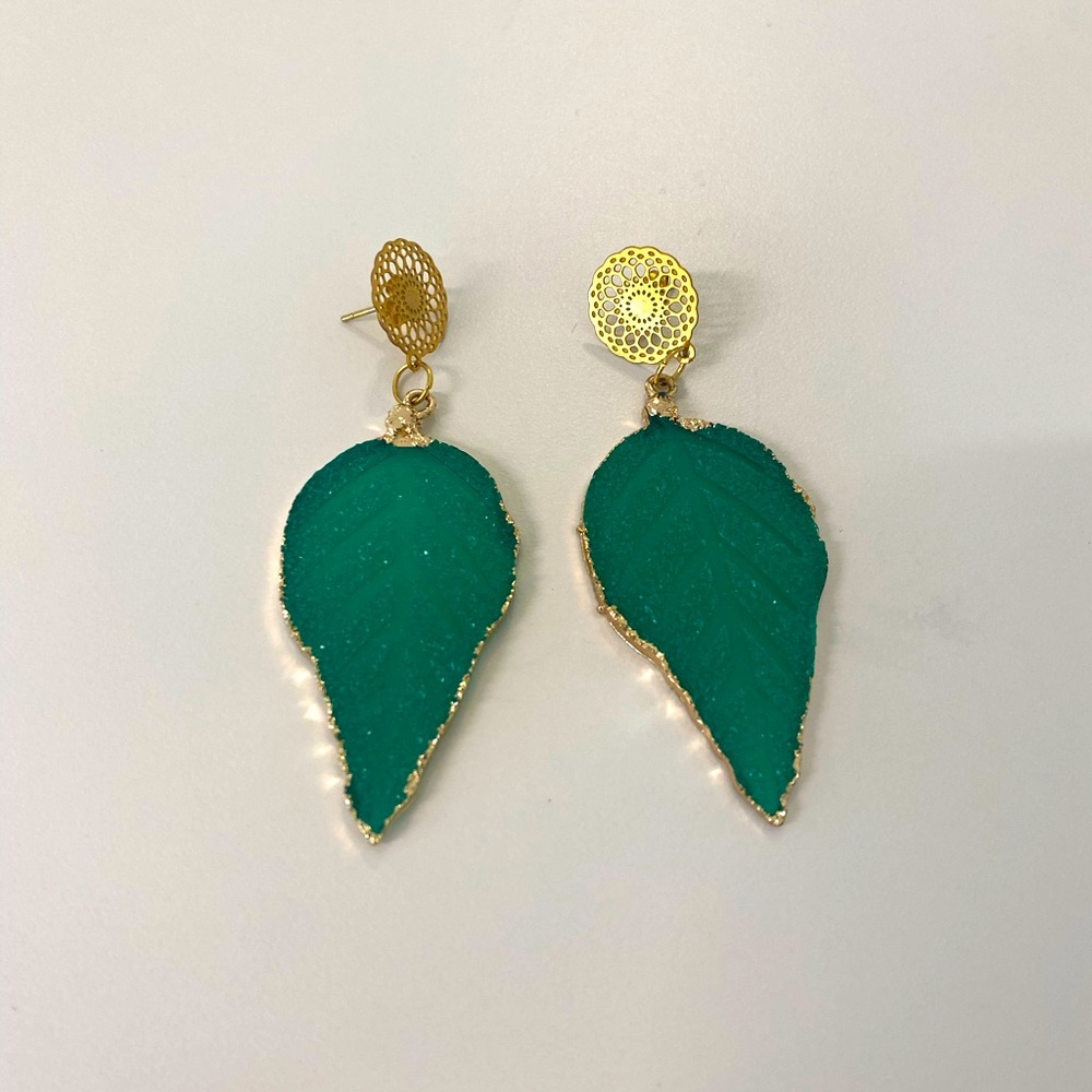 Leaf earrings